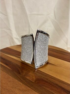 Silver Glitter Curved Bracelet